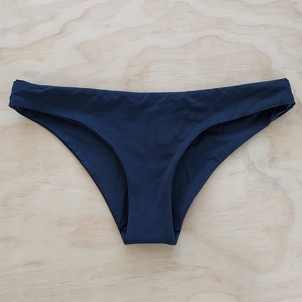 Medium black swim bikini bottoms Tavik